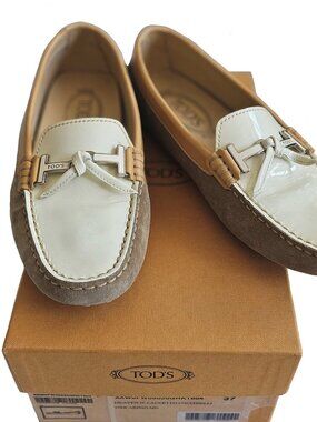 TOD’S COLORBLOCK SUEDE/PATENT LEATHER GOMMINO PENNY LOAFERS (37)